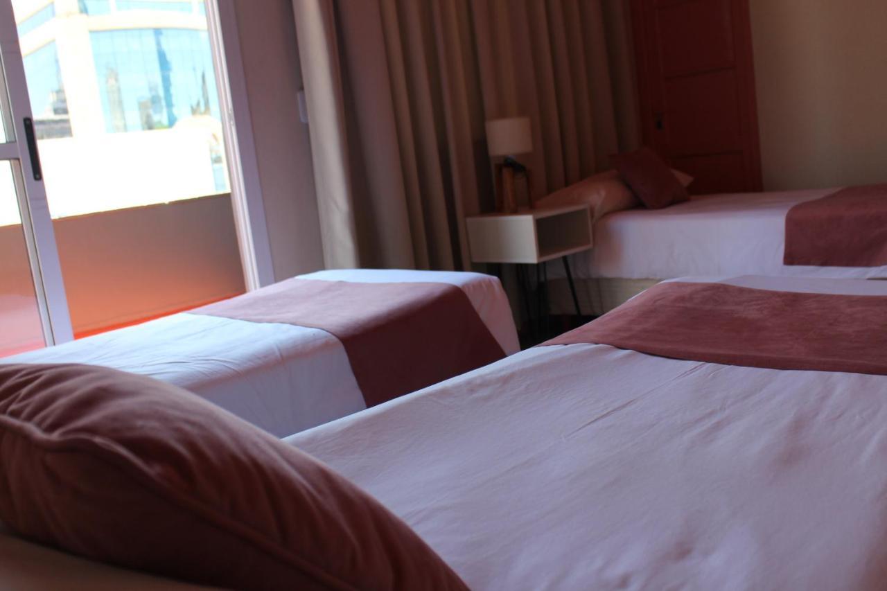 City Hotel Posadas Luaran gambar