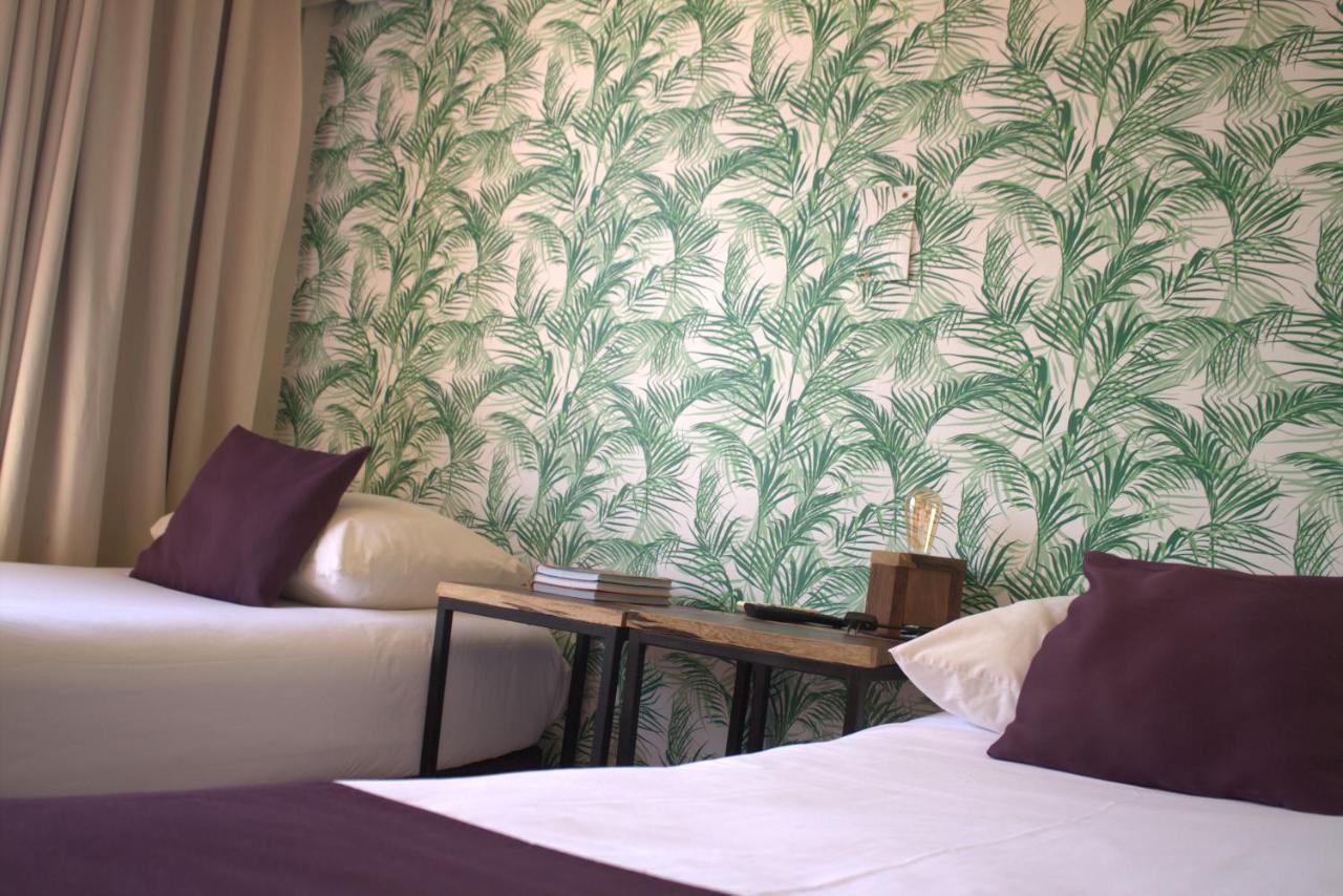 City Hotel Posadas Luaran gambar